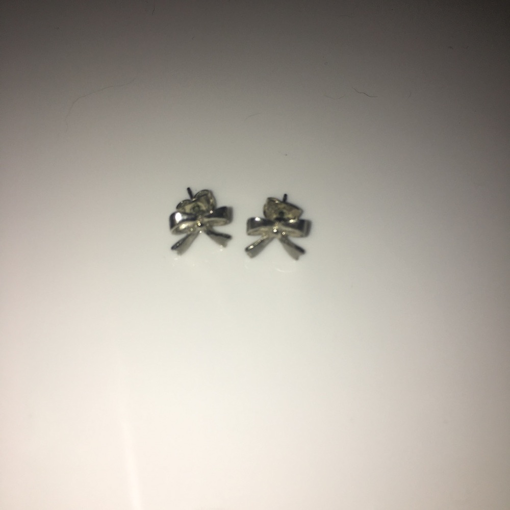 VERY CUTE BOW EARRINGS